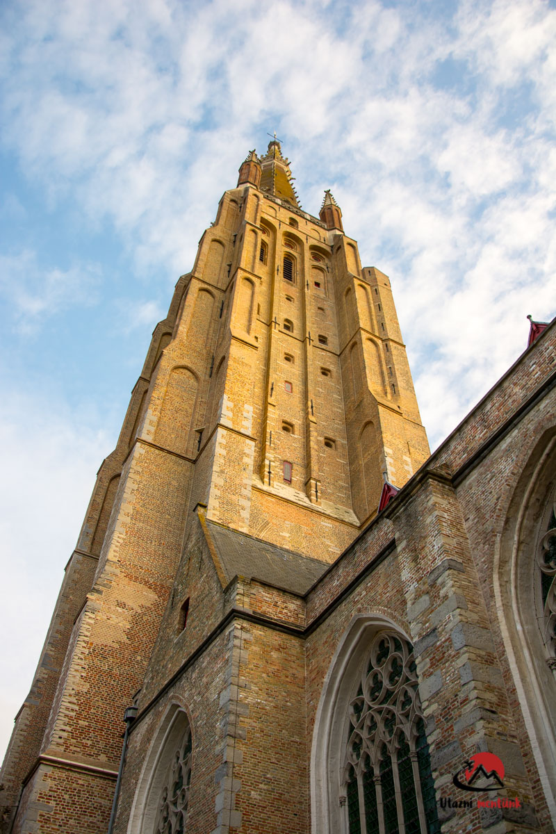Onze Lieve Vrouwekerk,Brugge,Belgium